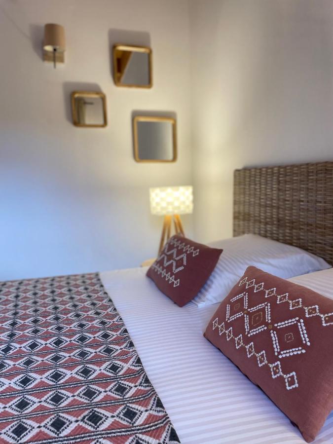L'alivetu, D'hotes
